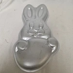 Wilton Cake Pan Easter Bunny With Egg Kids Birthday Vintage 1979 #502-1913. Fixed Price $9.99.