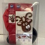 Wilton Reindeer Cake Pan Set With Candy Mold 2105-5787 Piece Bakeware New Nip. Fixed Price $15.00.