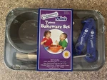 Entenmann 7 Piece Minis Bakeware Set / New. Fixed Price $7.99.