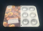 Wilton Cake Pan # 2105-8462 Petite Pumpkin 12 Bite Size Molds New. Fixed Price $9.99.