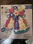 Wilton Dimensions Cascade Heavy Cast Non Stick Aluminum Bundt Cake Pan Box. Fixed Price $19.00.