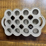 Nordic Ware Heavy Cast Aluminum Petite Popover Pan 1/4 Each 12 Muffins Ex!. Fixed Price $30.00.