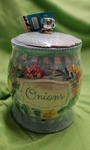 The Pioneer Woman Sweet Romance Ceramic Onion Keeper With Lid And Tags New. Fixed Price $55.00.
