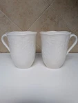 Lenox Butterfly Meadow Cloud White Stoneware Embossed Coffee Cup Set 2. Fixed Price $17.99.