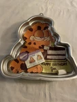 Vintage 1978 Wilton Garfield Cake Pan 2105-2447 Necer Used. Fixed Price $19.99.