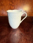 Lenox Butterfly Meadow Cloud White Stoneware Embossed Coffee Cup Set 4. Fixed Price $60.00.