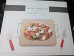 Home Maker Pizza Stone/ Ss Serving Rack/ Spatula/ Cutter New. Fixed Price $18.47.
