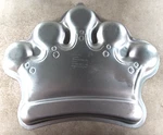 Princess Crown Shaped Aluminum Cake Pan Circa 2006 #2105-1015 By Wilton. Fixed Price $6.47.
