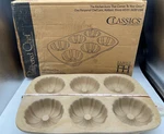Pampered Chef Classic Stoneware Mini Fluted Cake/muffin Pans - 6 Cavity #1441. Fixed Price $29.00.