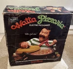 Vintage 70S Mirro Watta Pizzaria Electric Baker Maker Harvest Gold Usa. Fixed Price $75.00.