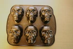 Nordic Ware 6 Hole Mini Skull Cakelet Baking Pan. Fixed Price $14.93.