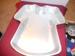 Wilton T-shirt Aluminum Cake Pan Circa 1979 #502-5617. Fixed Price $6.00.