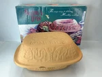 Romertopf Clay Unglazed Baker Terracotta Covered Cooker Cooks With Lid Model 113. Fixed Price $50.00.