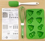 Trudeau Structure Steel Reinforced Silicone 9 Muffin Baking Christmas New Box. Fixed Price $12.00.
