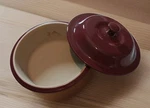 Pampered Chef Stoneware 9" Round Cranberry Covered Dish (2) Piece 6C/1.5L. Fixed Price $24.50.