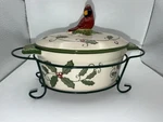 Temp-tations By Tara 9OZ Casserole W/lid & Holder (christmas Holly Cardinal). Fixed Price $23.99.