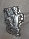 Vintage Wilton Cake Pan Disney Pooh Tigger Baking Mold 2105-3001. Fixed Price $9.35.