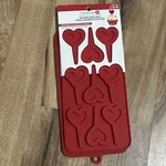 New Celebrate It Valentines Day Silicone Candy Mold Bakeware. Fixed Price $7.99.