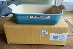 Le Creuset Stoneware Heritage Rectangular Dish 26 Cm 2.5 Qt Caribbean Blue. Fixed Price $69.99.