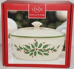 Lenox Holiday Covered Casserole 32 Oz. Holly Pattern New In Box. Fixed Price $32.81.