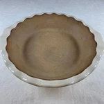 The Pampered Chef Family Heritage Stoneware Deep Dish Pie Plate Scalloped 160205. Fixed Price $19.20.