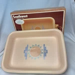 Vintage Treasure Craft 1980 Southwest Santa Fe Design 13X9 Baking Dish W/box. Fixed Price $18.20.