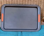 Le Creuset Non-stick Metal Bakeware Sheet Pan 13 In. Fixed Price $33.00.