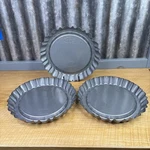 Lot Of 3 Ekco Baker's Secret Duncan Hines Tiara Dessert Pan Tins Baking Sheets. Fixed Price $15.95.