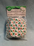 1995 Wilton Petite Loaf Christmas Trees Paper Liners 24 Count 2105-8466. Fixed Price $6.99.