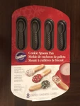 Wilton Spoons Pan Nonstick Makes 8 Brand New. Fixed Price $13.00.