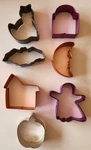 Halloween Cookie Cutters Metal Set Of 7 Free Shipping. Fixed Price $19.95.