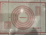 Greenrain Pastry 0.6 Mm Silicon Mat Measurements Guides Folds Sz Xl White Red. Fixed Price $9.95.