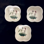 New Portmeirion Botanic Garden Scalloped-shaped Ramekins Set Of 3 Daisy. Fixed Price $30.15.