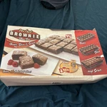 Perfect Brownie Pan Set As Seen On Tv Built Slicer/cooling Tray. Fixed Price $19.99.