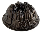 Nordic Ware Pumpkin Patch Bundt Pan 10 Cup Cast Aluminum Cake Mold Fall Baking. Fixed Price $29.99.