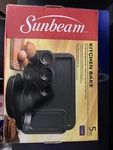 New! 5 Piece Sunbeam Kitchen Non-stick Steel Bakeware Set. Fixed Price $15.00.