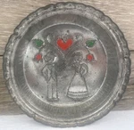 Vtg Tin Punch Pie Pan Ekco T710 Couple Romantic Christmas Farm Country Rustic. Fixed Price $13.50.