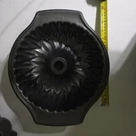 2X Wilton Cast Aluminum Fluted Bundt Non-stick Baking Pan. Fixed Price $25.99.