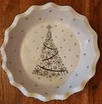 Temptations By Tara Christmas Eve 9" Pie Plate White Silver SW-941599 New. Fixed Price $35.00.