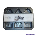 New Threshold Pan Holiday Houses Cakelet Baking Christmas Home Kitchen. Fixed Price $25.00.