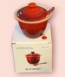 Le Creuset Stoneware Indian Condiment Pot W/ Spoon (cerise) Nib. Fixed Price $59.00.