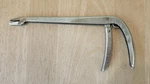 9 1/2" Baker Hookout Stainless Steel Remover - Excellent Condition. Fixed Price $17.00.