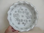 Temptations Winter SW914599 9" White/silver Snow Flakes Fluted Pie/quiche Dish. Fixed Price $32.99.