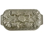 Nordic Ware Pumpkin Basket Loaf Bundt Cakelet Pan Jello Mold Fall Harvest. Fixed Price $24.95.