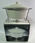 Godinger 2 Qt Round Covered Porcelain Baker With Serving Rack New Box. Fixed Price $16.99.