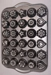 Nordic Ware Bundt Teacake Candies Pan Jelly Mold Pro-cast Aluminum 9 5/8 X14 1/8. Fixed Price $34.99.