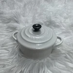 Le Creuset Stoneware 10CM Baking Dish With Lid Oval Small Cute Cooking Cookware. Fixed Price $31.47.