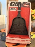 Star Wars Darth Vader Cookie Skillet Set New In Box Disney. Fixed Price $15.99.