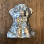 1974 The Adorable Lamb 3D Wilton Cake Tin Bakeware Made Korea 502-386 Kit. Fixed Price $9.99.