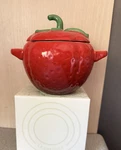 Le Creuset Mini Cocotte Figural Strawberry Covered Stoneware 19OZ / 570ML. Fixed Price $104.95.